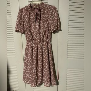 Lightweight and beautiful dress for any ocassion